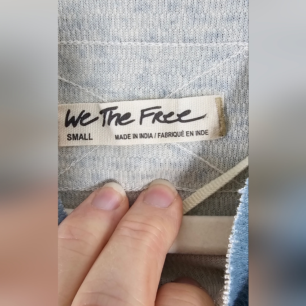 We the Free Alpine Ski Top NWT Small Sold out Style - Picture 6 of 7